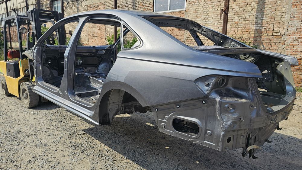 Лот четверть лонжерон стійка поріг панель криша VW Passat NMS B8 19-