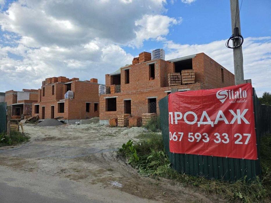 Продаж сучасного дуплексу у Малечковичах