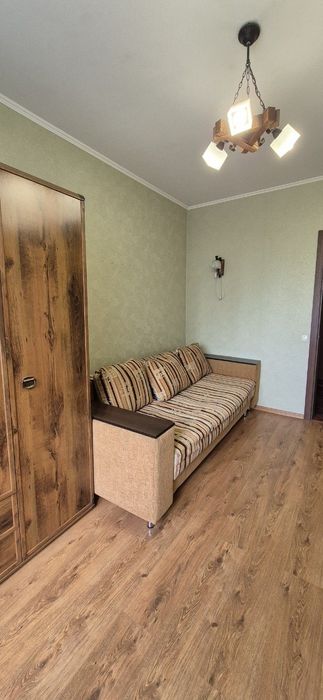 Здам подобово гарну 2 кімнатну квартиру в центрі міста на Іллінській