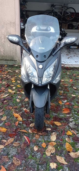 SYM GTS 125i evo