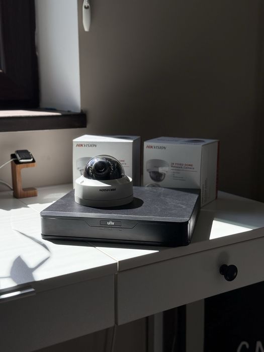 Мережевий IP відеореєстратор Uniview NVR301-08S3