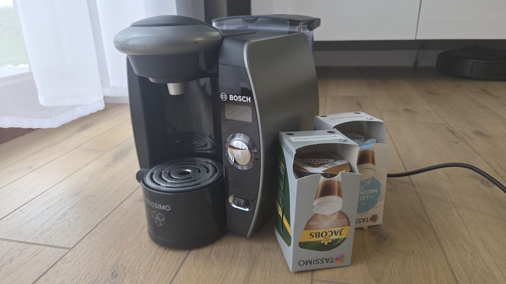 Automatyczny ekspres do kawy Bosch Tassimo Brita na kapsułki