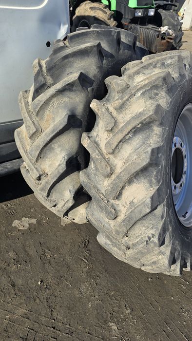 Koła / opony 14.9 r26 / 2 szt.