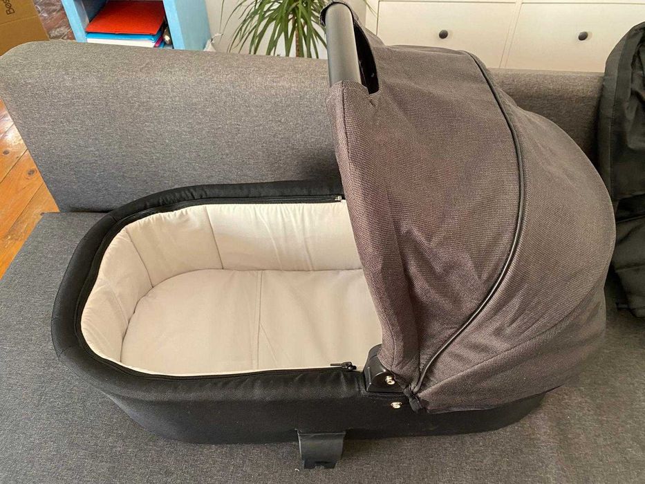 Alcofa Chicco – como nova + colchão incluído