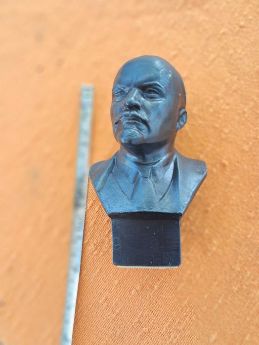Busto do Lenine vintage