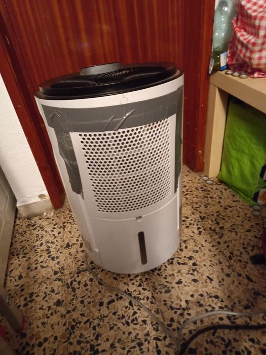 Desumificador e purificador de ar