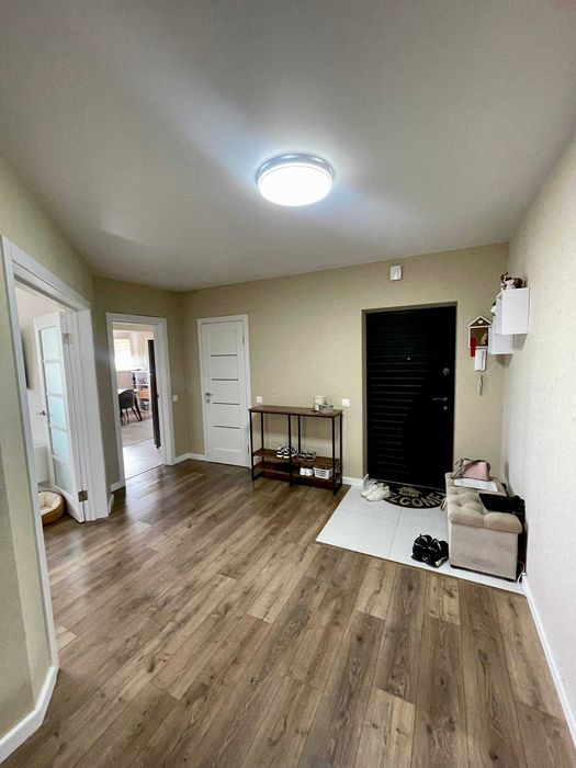 Продам простору дворівневу квартиру з сучасним ремонтом в новобудові.