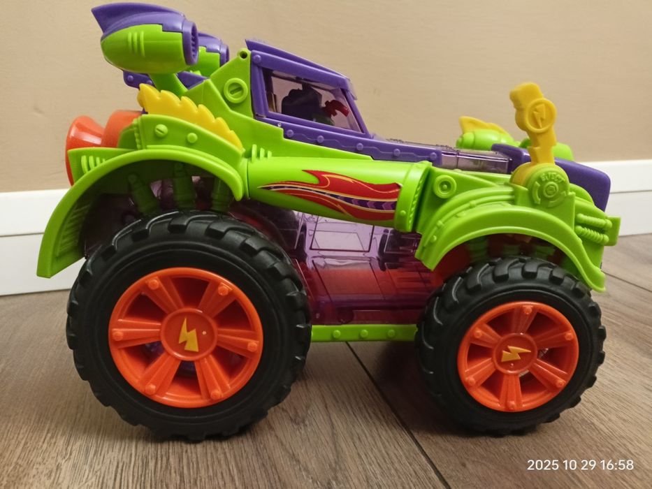 Monster Roller z serii Super Zings pojazd Złoczyńców