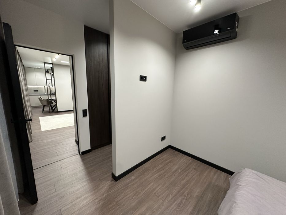 Продаж 2к квартири вул. Героїв  Крут, ЖК Авалон Холідей