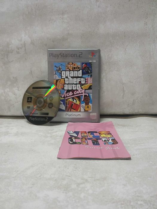 Grand Theft Auto Vice City - PlayStation 2 - Edição Platinum