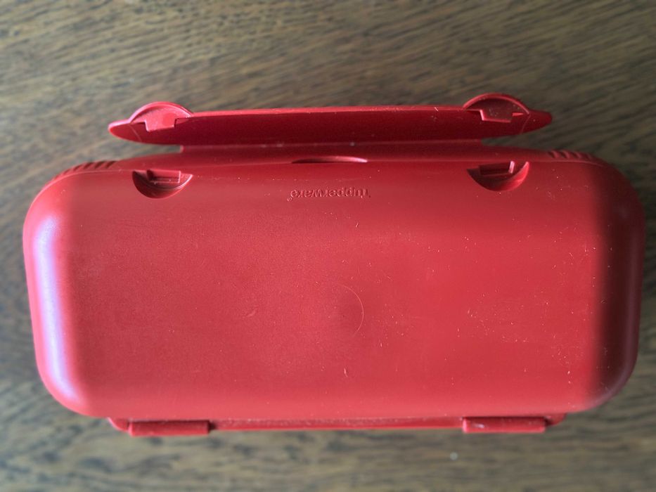 Caixa para ovos TUPPERWARE