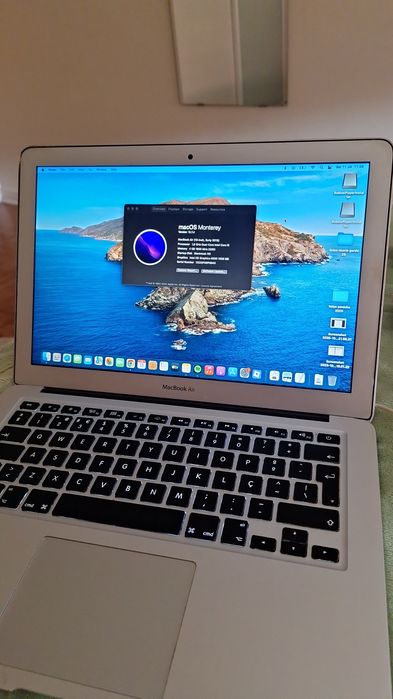 Macbook air 13'' early 2015