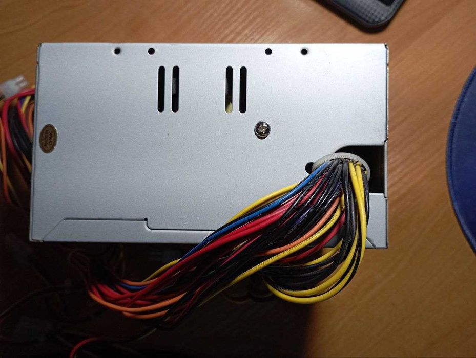 Блок Живлення FSP GROUP INC 400W