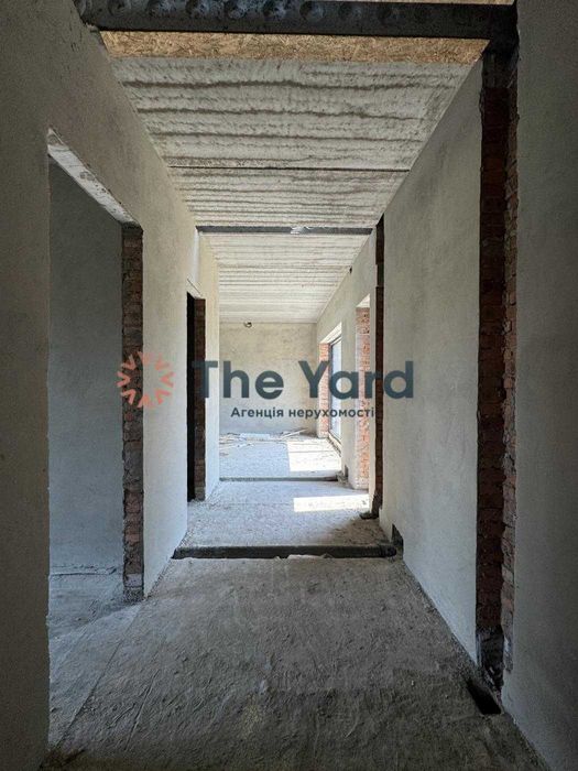 Продаж сучасного котеджу 408м2 Крушинка КМ на Щасливій