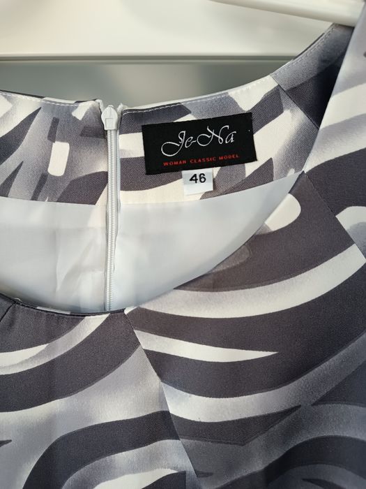 Piękna, elegancka, klasyczna sukienka r 46