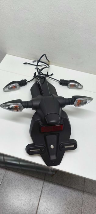 Yamaha MT-125 – suporte matrícula original