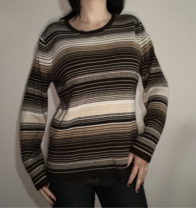 Brązowa bluzka z długim rękawem