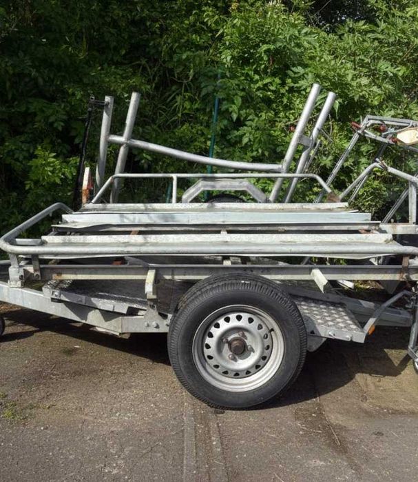 Atrelado Moto 4 e outras.