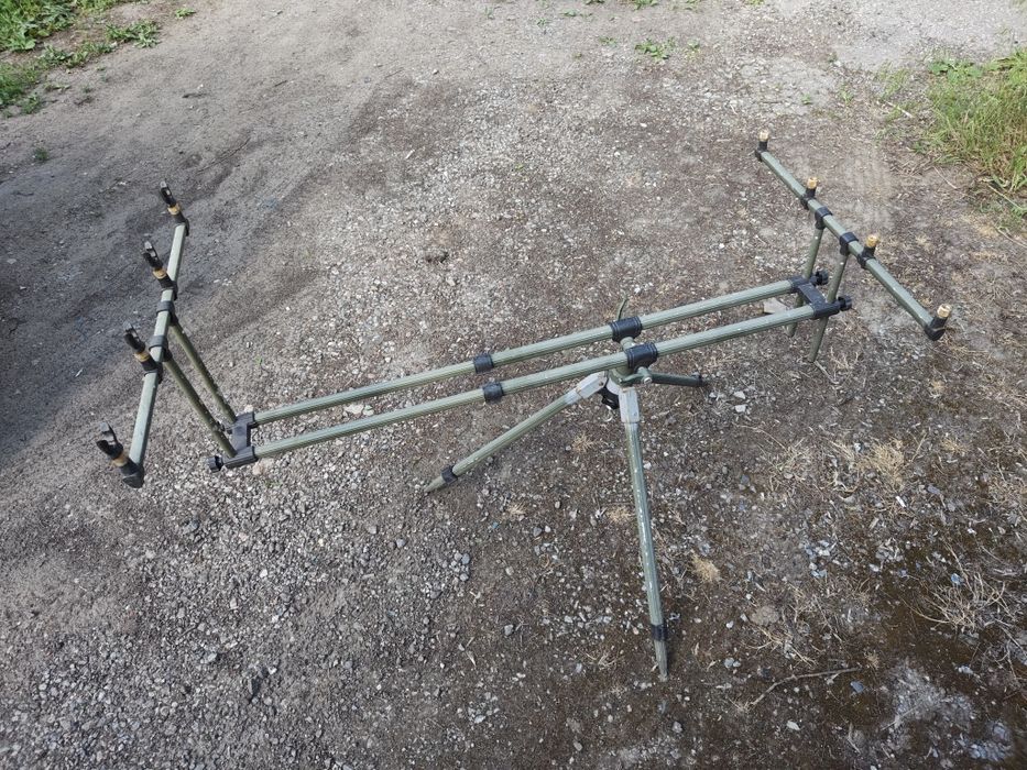 Продам род-под SPRO Deploy Tri-Pod на 4 вудилища