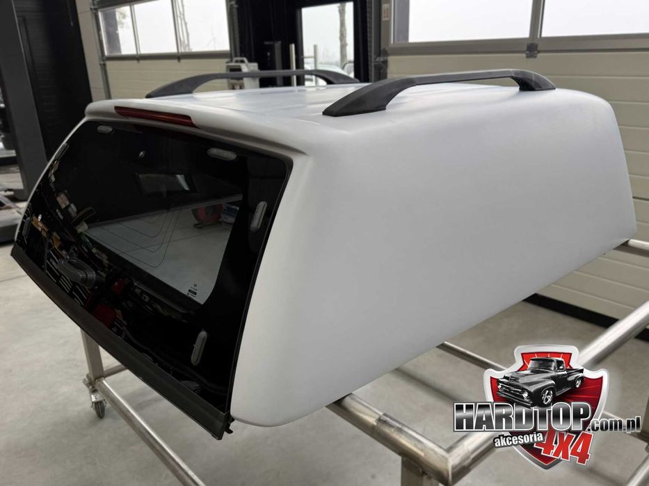 Zabudowa paki Hardtop Isuzu D-Max 2020+ Boki Pełne