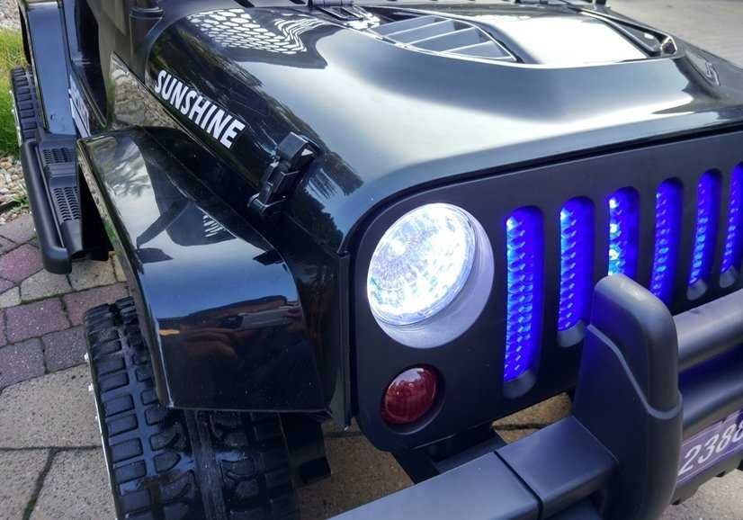 Auto na akumulator DUŻY JEEP DLA DZIECI 4x4 S2388 czarny