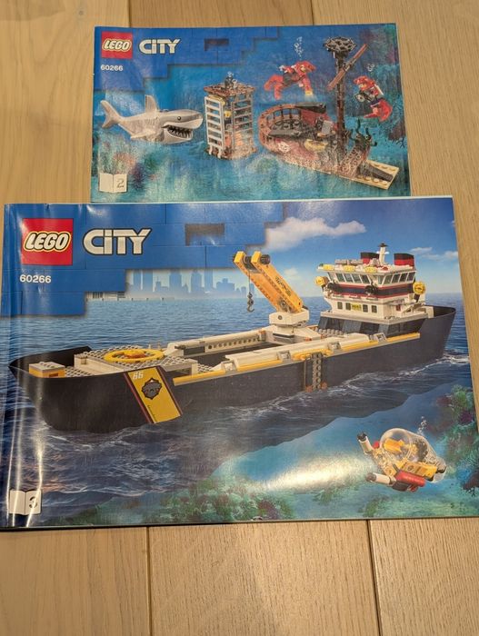 Lego 60266 дослідницький корабель