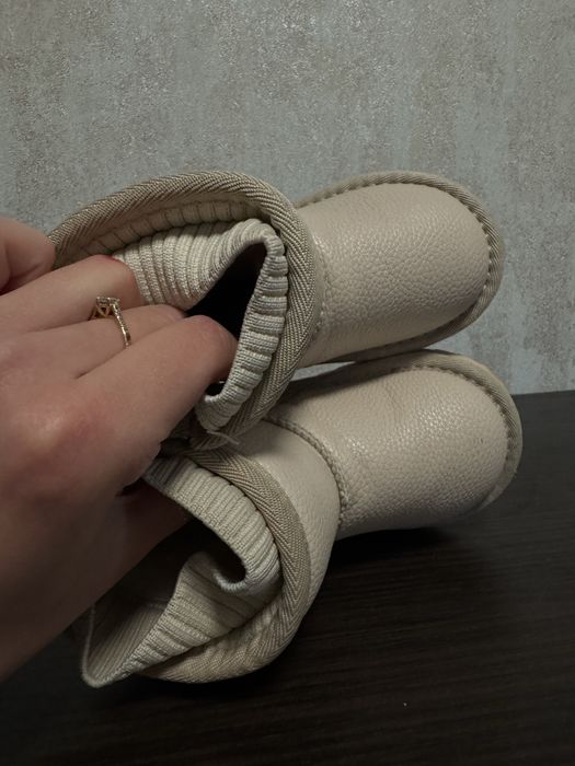 Дитячі зимові чобітки (ugg)