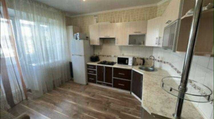 (7) Продаж 1 к. квартири в центрі міста (5813)