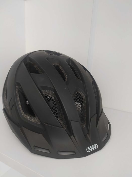 Велошолом ABUS Urban-I 3.0 Velvet Black S-M