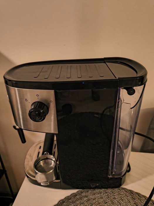 Ekspres kolbowy Koenic KEM 2320