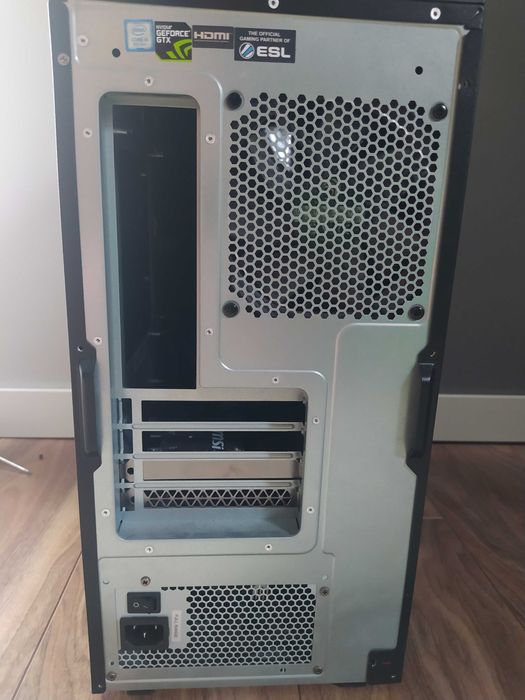 Obudowa komputerowa MSi+ zasilacz 350w+ karta sieciowa