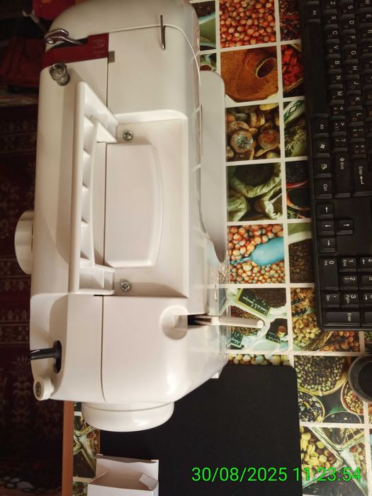 Швейна машина ORION.