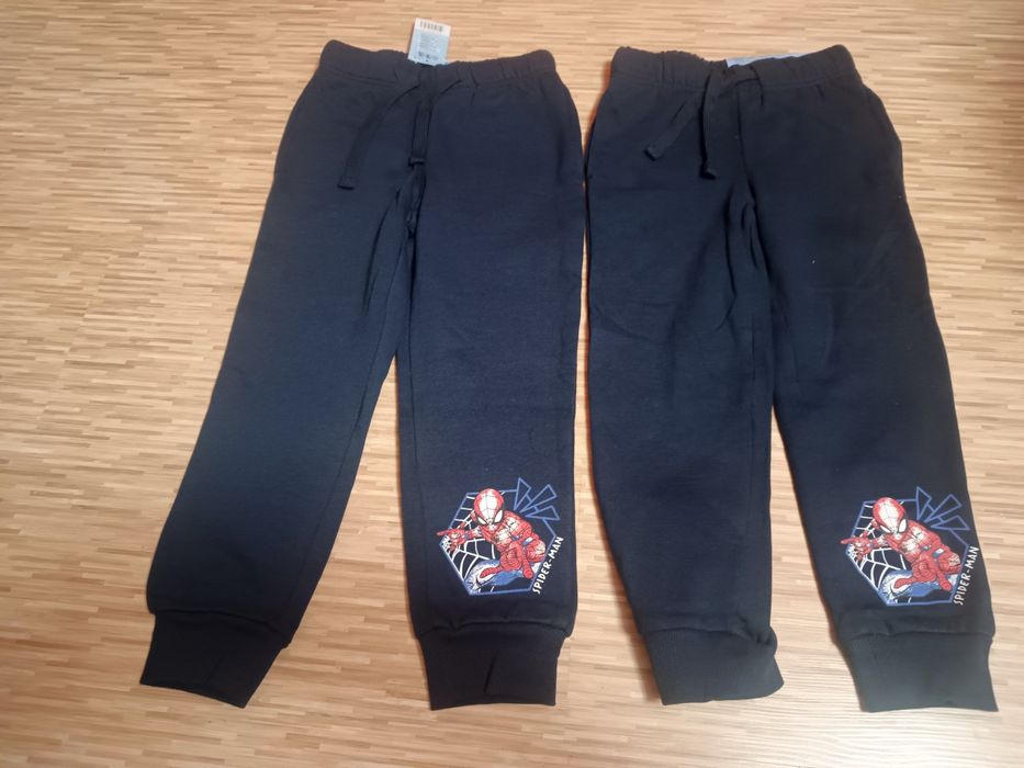 Spodnie dresowe Spiderman r.110/116 Nowe