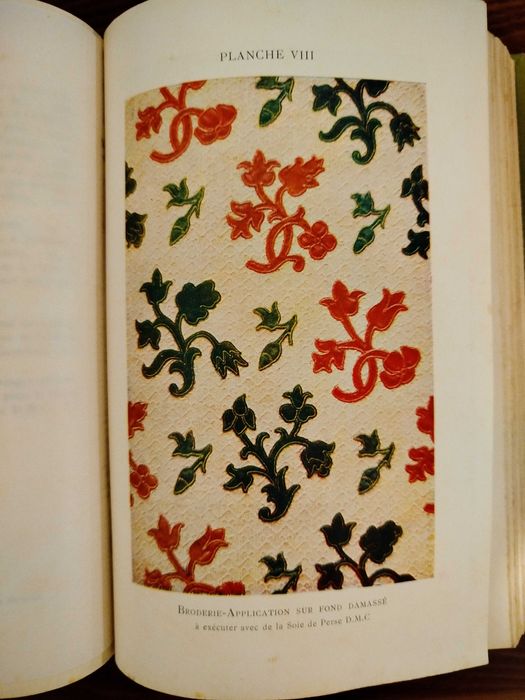 Encyclopédie des ouvrages / Manual/ Costura / Bordados