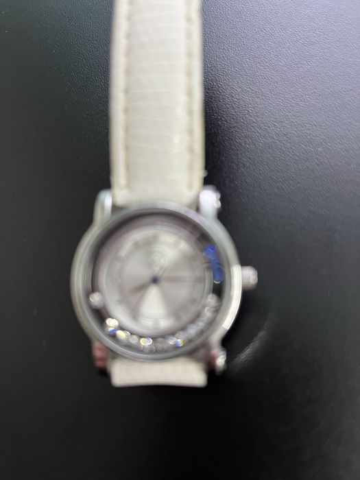 часы наручные женские с камушками Сваровски