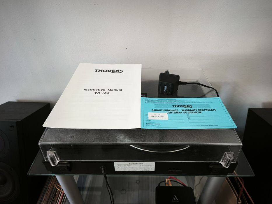 Вініловий програвач Thorens TD 180 ! Відмінний стан ! Зроблено у Німеччині !