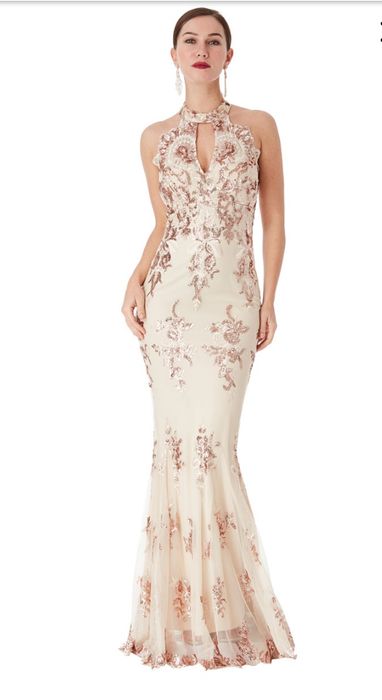 Vestido novo com etiqueta