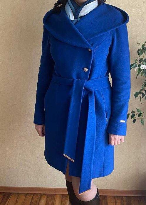 Женское теплое пальто