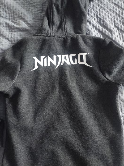 Komplet zestaw ubrań spodnie dresy bluzy Ninjago Smyk C&A 146