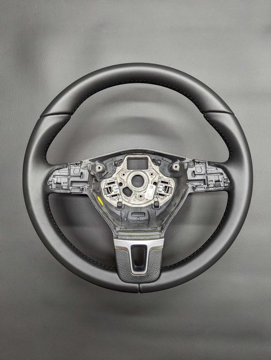 Kierownica Volkswagen T5 / Passat B7 świeżo obszyta