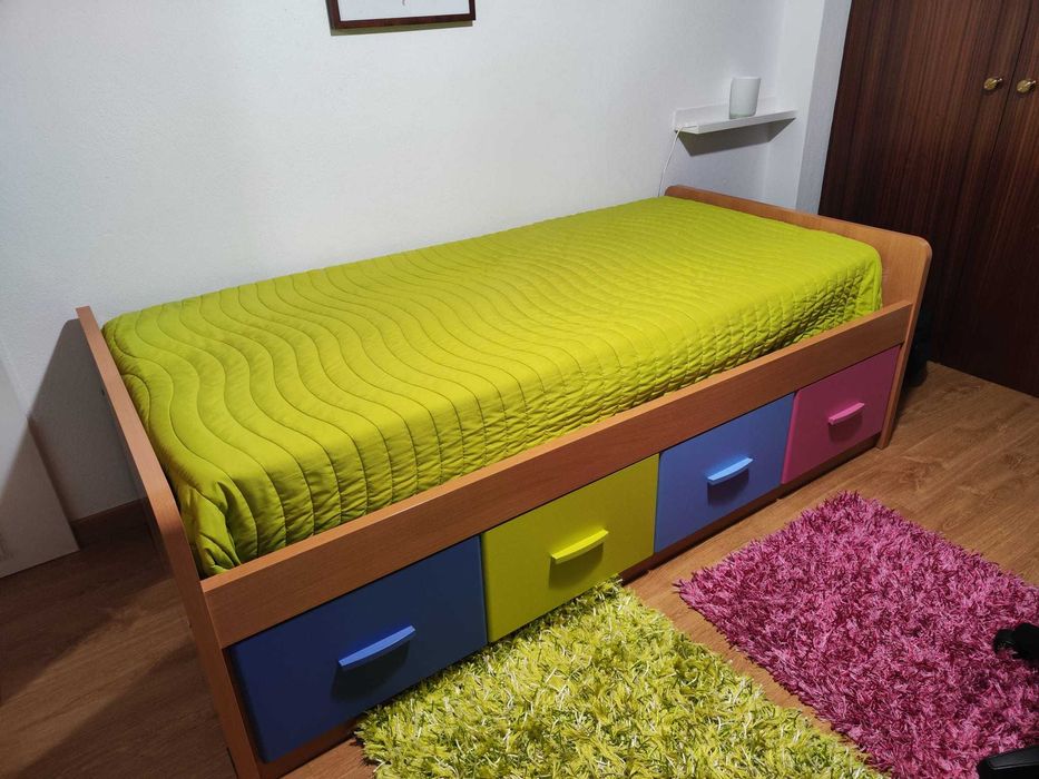 Beliche com arrumação