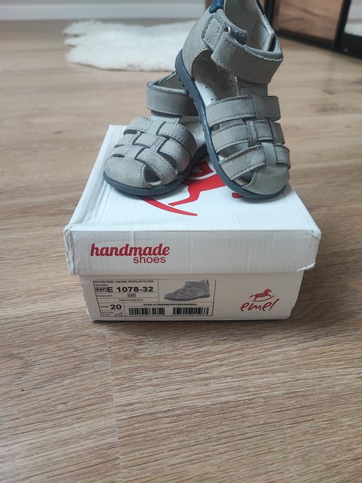 Sandałki dziecięce