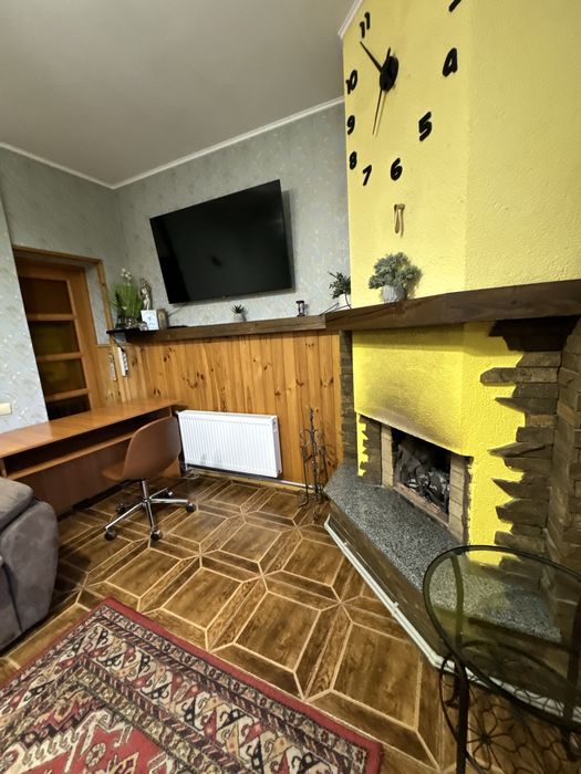 Свободный!Отдельностоящий двухэтажный дом!Свой двор!Есть генератор!