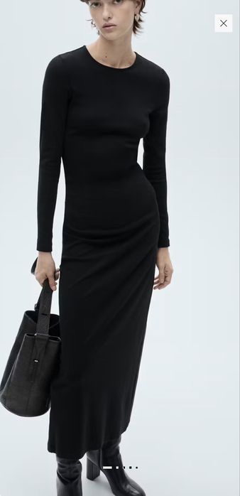 Сукня міді з трикотажу Mango