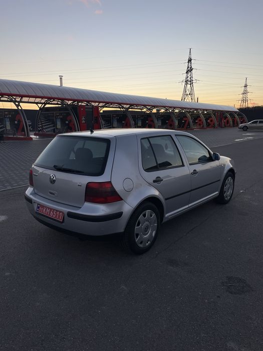 VW Golf 4 1.6 2001рік 154тис.км