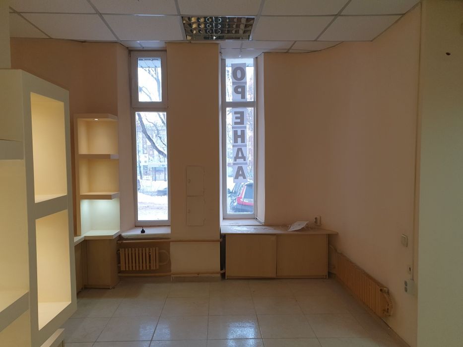 Оренда приміщення власник Злуки 35