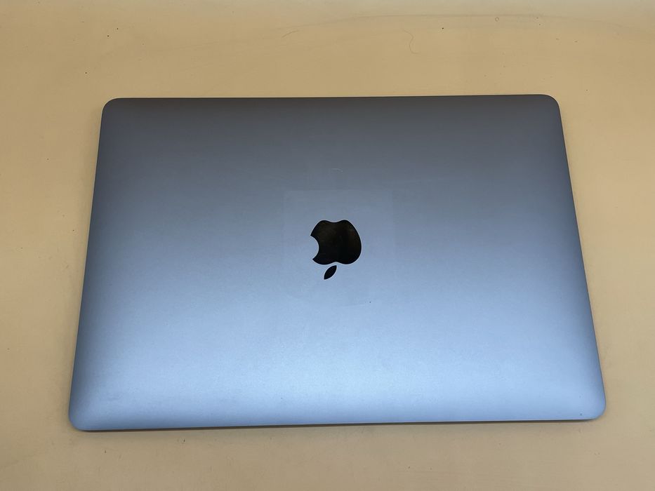 Macbook air 2018 i5 батарея 115 циклів