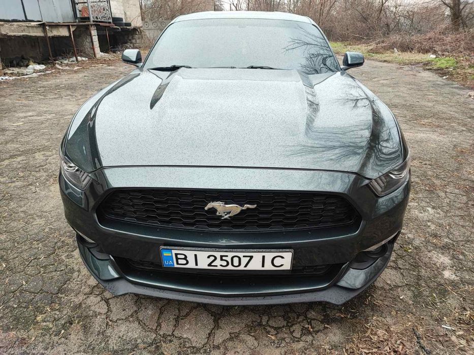 Продам форд мустанг