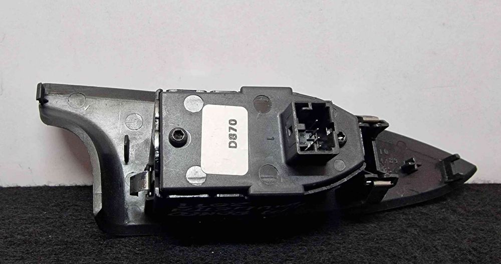 Comando / Botão / Interruptor Vidros Trás Esquerdo 156094789 - ALFA ROMEO GIULIETTA