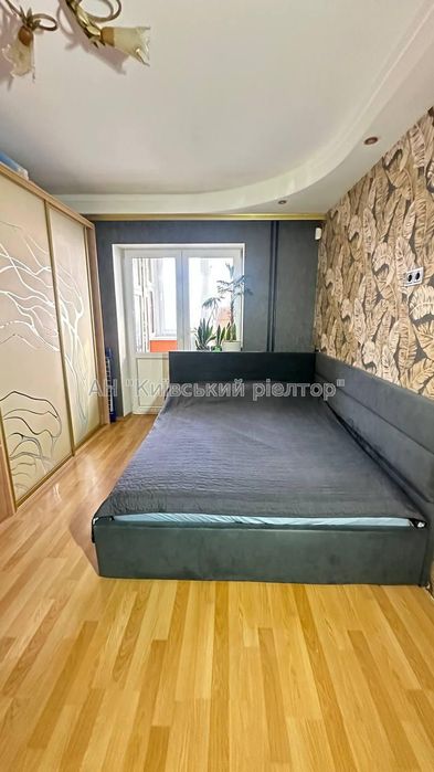 Продам чудову квартиру з ремонтом, метро Лісова. Ореста Левицького 20